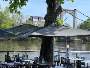 Restaurant en bord de Loire