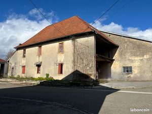 Corps de ferme à rénover entièrement