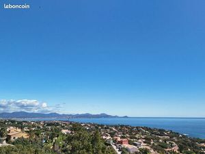 Terrain 1 820 m² Les Issambres