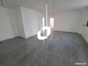 Bureaux 244 m²