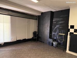 Local 118 m² Marseille
