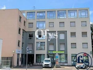 Bureaux 76 m²