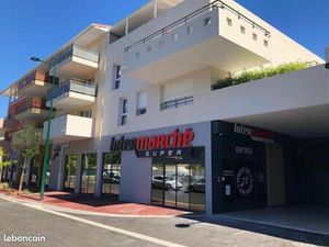 ◊ Place de parking couverte – Saint-Martin-du-Var (sous Intermarché)