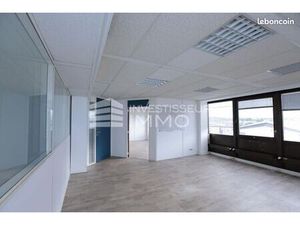 Bureau 27 m²