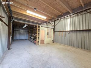 Local commercial 61 m² La Riche