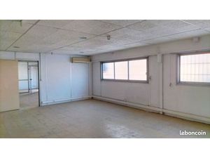Bureaux ou stockage – 300 m² – La Seyne-sur-Mer – ZA Camp Laurent