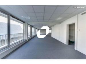 Bureaux 324 m²