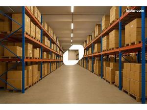 Local industriel 1 354 m²