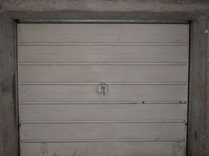 A vendre garage centre proche couvent