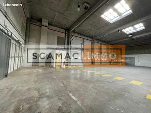 Local d'activité 6 000 m²