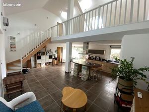 Maison 4 pièces 145 m²