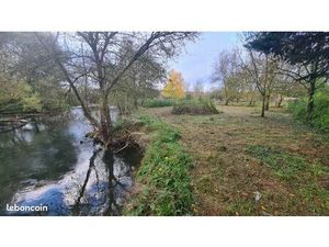 Terrain de loisirs - Bord de l'eau sur le Loir - Lavardin 41800