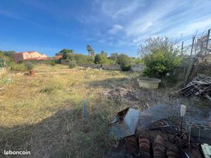 Terrain constructible 937m2