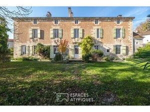 Maison de Maître du XVIIIe siècle à 20 minutes de Périgueux
