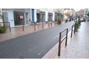Agen centre boutique 65 m2