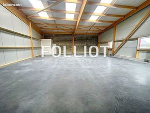 Local 105 m² SAINT LO