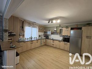 Propriété 7 pièces 157 m²