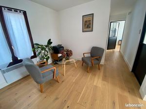 Bureau à louer en ZONE FRANCHE URBAINE