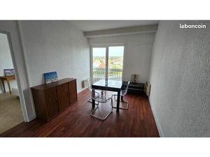 Appartement F2 meublé siouville
