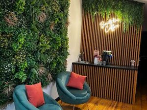 Local 32m² pour salon de coiffure / esthéticienne / onglerie / etc...