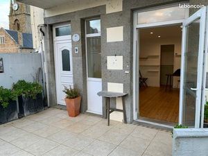 Local Commercial 15m2 à louer- Saint-Pair-sur Mer - 450/mois charges comprises - Saison Hi