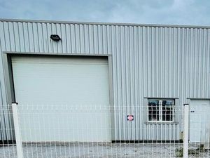 Location local/bureaux Saint Estève