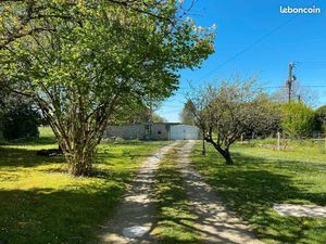 Maison plain pied 3 chambres avec grand jardin