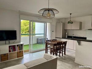 Grand T3 traversant au centre d’Ustaritz