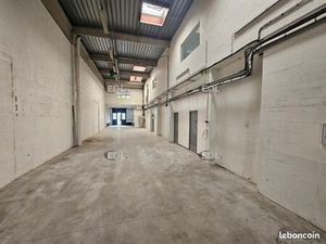 Local d'activité 639 m²
