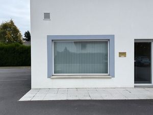 Local commercial 53 m² Traînou