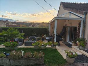 Maison a vendre entourée de Forêts