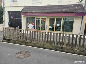 Café bar restaurant