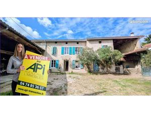 Propriété 4 pièces 102 m²