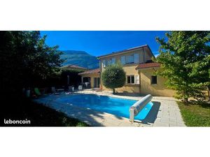 Maison 5p+c 121m2 avec piscine