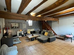 Maison ancienne avec beaux volumes