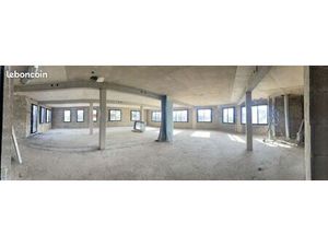 Bureaux 127 m²
