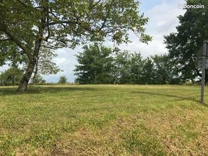 Terrain 1 600 m² Saint Fort Sur Le Ne