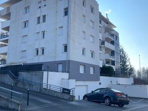 ?Garage Annecy Dispo location ?