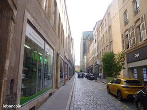 Murs commerciaux loues