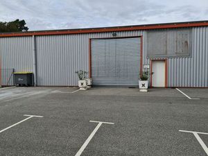 Entrepôt/local/hangar de 250 m² à Flassans sur Issole