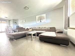 Maison 8 pièces 197 m²