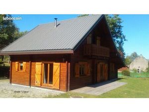 Grand chalet individuel en madrier à 45 min de Grenoble