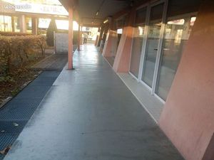 Local commercial 49 m² MACON