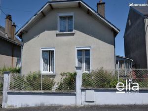 Maison de ville avec jardin clos