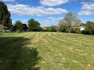 Terrain 3700m2 constructible 12/m2