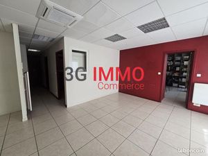 Local commercial 93 m²