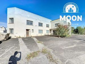 Local 918 m² Castres