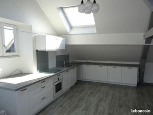 Morlaas centre Appartement T4 de 93 m² en duplex