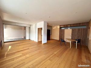 Local commercial 68 m² Faverges