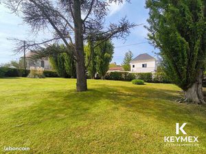 Terrain 656 m² LASSY